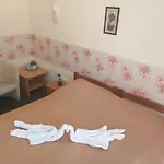 Hajnal Szálloda 3*