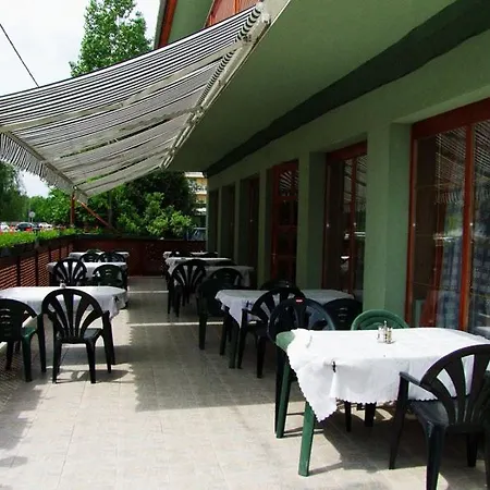 Hotel Hajnal