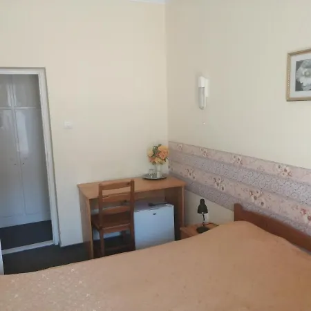 Hajnal Hotel 3*