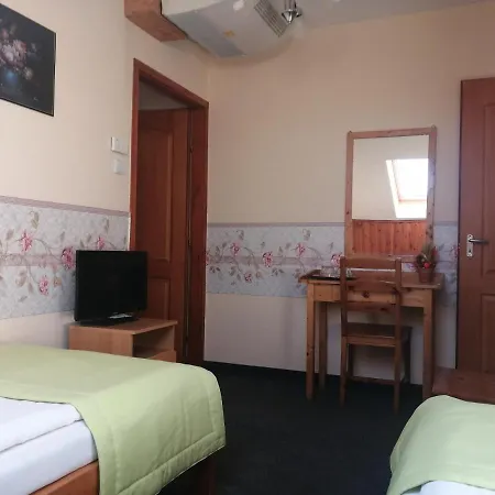 Hajnal Szálloda 3*
