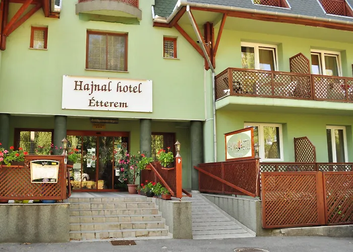 Hajnal Hotell