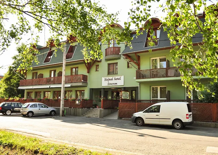 מלון Hajnal