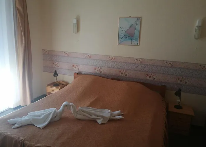 Hajnal Hotell Mezőkövesd